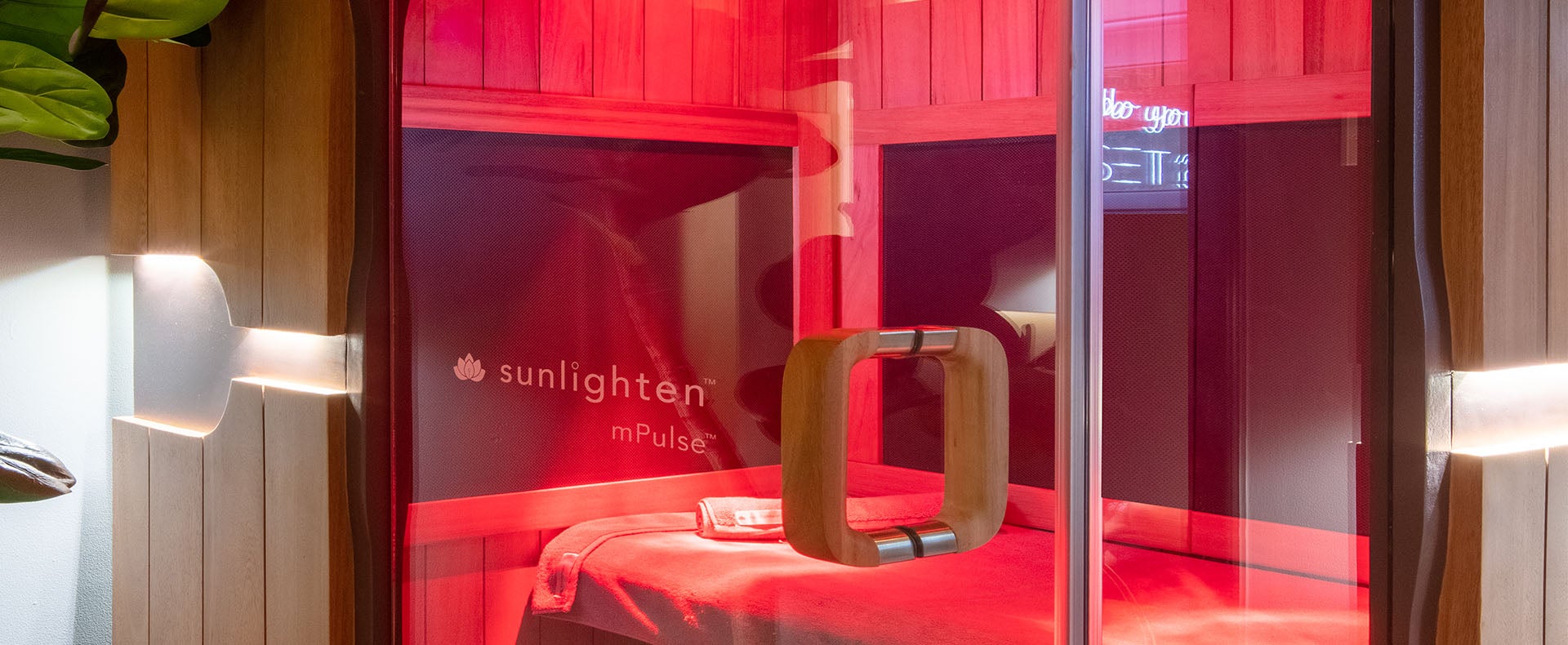 Discover why Red Light Therapy has transitioned from a niche recovery tool to a mainstream obsession.